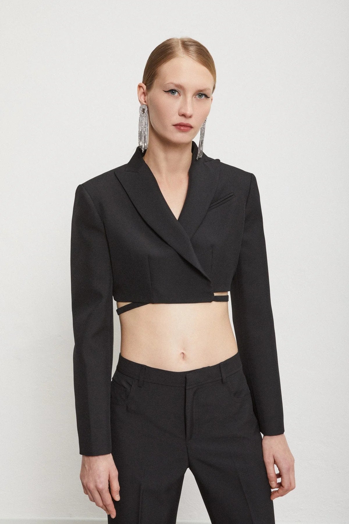 Black Cropped Open-Back Blazer