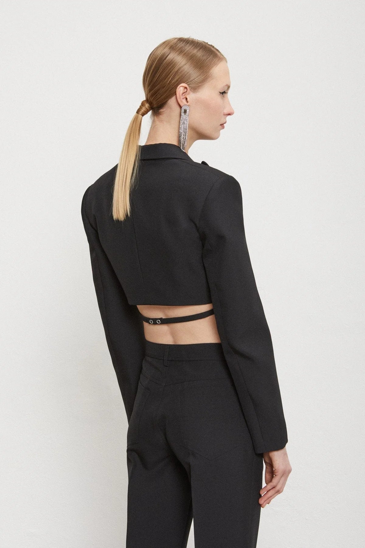 Black Cropped Open-Back Blazer