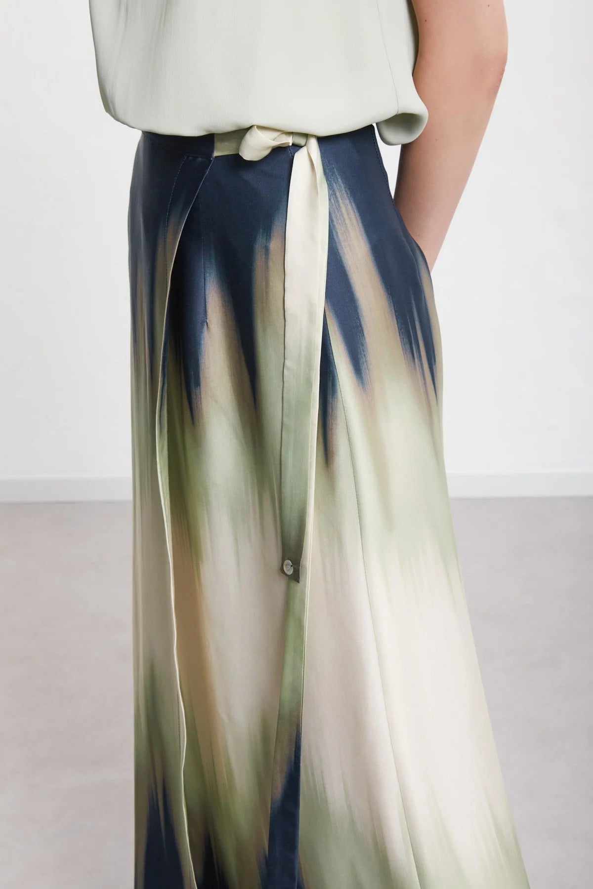 Fluid Ombre Viscose Wrap Skirt