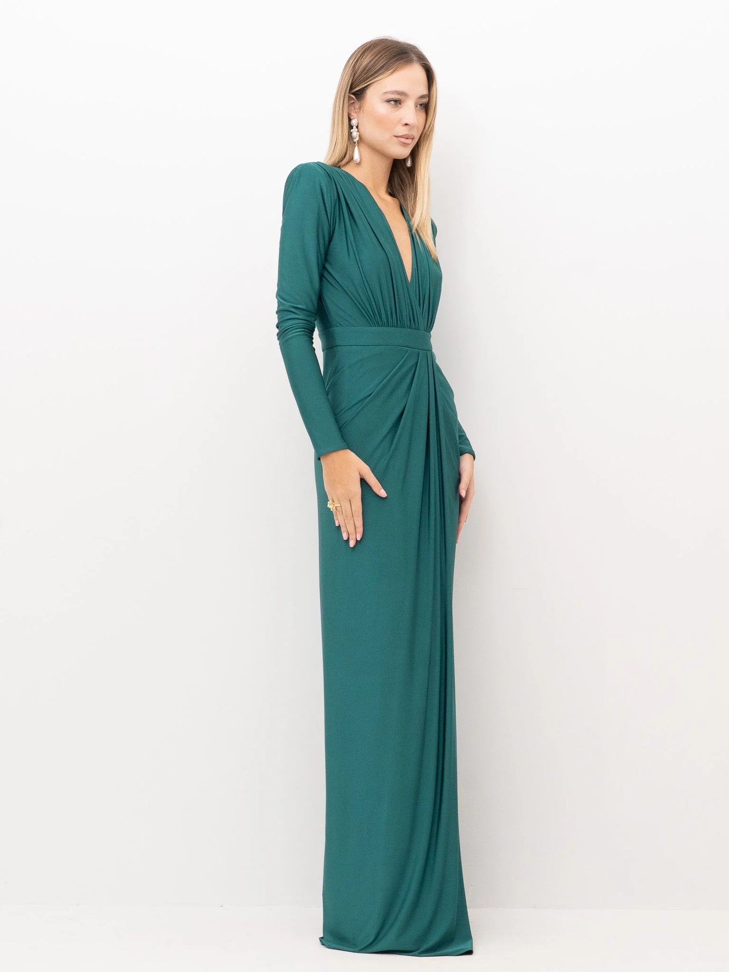 Abina – Long dress with deep neckline dress